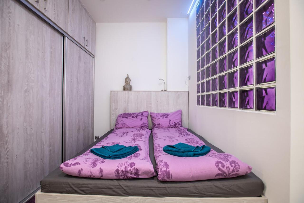 Centre Point Apartment Budapeste Exterior foto